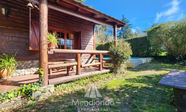 Casa 3 amb con Pileta y Quincho (840 m2 de lote) en Bruno e/ Olga y Ofelia - Sierra de los Padres