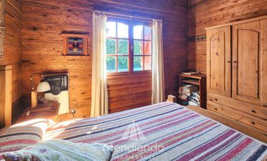 Casa 3 amb con Pileta y Quincho (840 m2 de lote) en Bruno e/ Olga y Ofelia - Sierra de los Padres