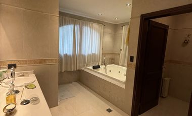 Casa - Canning (E. Echeverria)