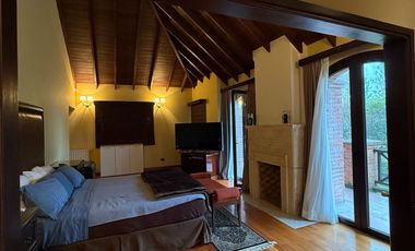 Casa - Canning (E. Echeverria)