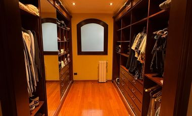 Casa - Canning (E. Echeverria)