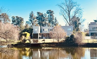 Casa en Venta 4 dormitorios en El Encuentro