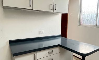 ARRIENDO CASA INTERIOR LA REINA