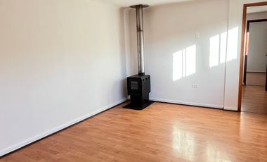 ARRIENDO CASA INTERIOR LA REINA