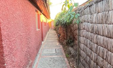 ARRIENDO CASA INTERIOR LA REINA