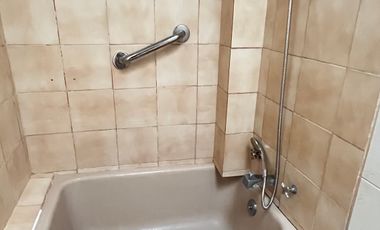 ARRIENDO CASA INTERIOR LA REINA