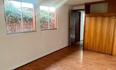 ARRIENDO CASA INTERIOR LA REINA