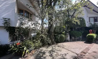 Casa en venta en Tetelpan, Álvaro Obregón, Ciudad de México