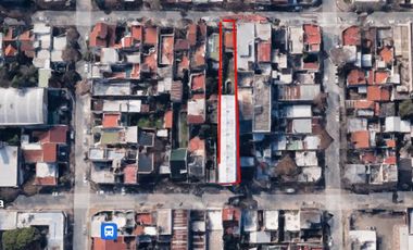 Se vende el block de dos inmuebles intercomunicados con salida a dos calles,  Dardo Rocha y Alsina.