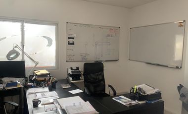 Galpon - Alquiler -  Martinez - 740 m2  ZONIF ID - ALQUILADO