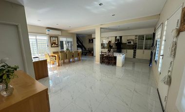 Casa multifamiliar en venta - 195 m2 cubiertos   jardin-  Wilde