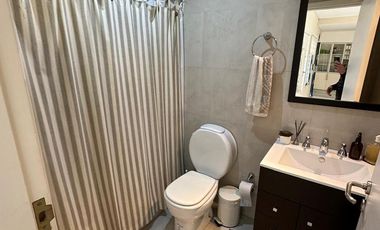 Casa multifamiliar en venta - 195 m2 cubiertos   jardin-  Wilde