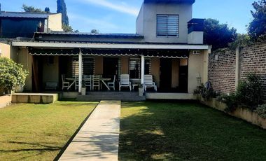 Casa multifamiliar en venta - 195 m2 cubiertos   jardin-  Wilde