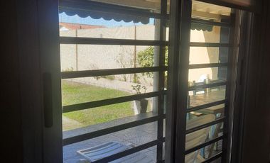 Casa multifamiliar en venta - 195 m2 cubiertos   jardin-  Wilde