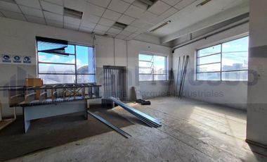 Alquiler  Galpón  800 en 2 plantas m2 cubiertos  Valentín Alsina