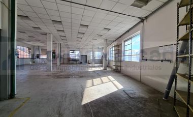 Alquiler  Galpón  800 en 2 plantas m2 cubiertos  Valentín Alsina