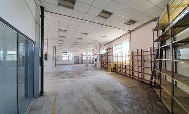 Alquiler  Galpón  800 en 2 plantas m2 cubiertos  Valentín Alsina