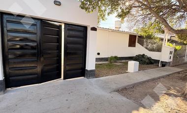 ALQUILER CASA CIPOLLETTI