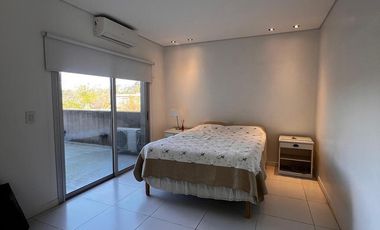 Casa 5 ambientes con pileta en venta Fincas de Iraola II