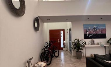 Casa 5 ambientes con pileta en venta Fincas de Iraola II