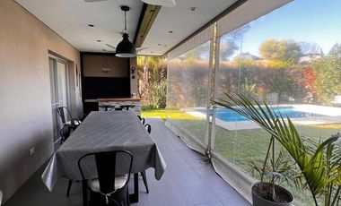 Casa 5 ambientes con pileta en venta Fincas de Iraola II