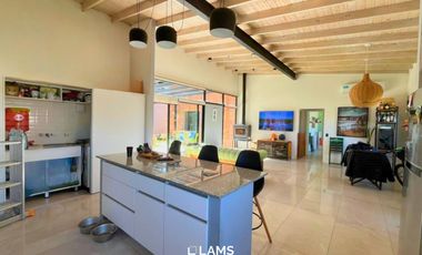 Venta - Casa 3 ambientes - Barrancas de San Benito