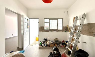 Casa en dos plantas con terraza