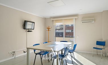 Edificio estilo francés de categoría de 5 Pisos para Oficinas Corporativas, Embajadas, Petit Hotel