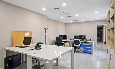 Edificio estilo francés de categoría de 5 Pisos para Oficinas Corporativas, Embajadas, Petit Hotel