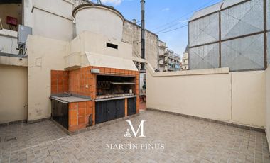 Edificio estilo francés de categoría de 5 Pisos para Oficinas Corporativas, Embajadas, Petit Hotel