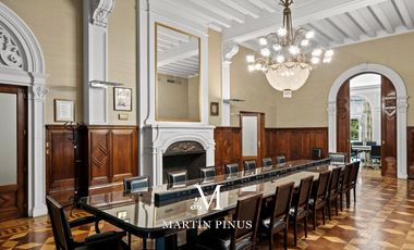 Edificio estilo francés de categoría de 5 Pisos para Oficinas Corporativas, Embajadas, Petit Hotel