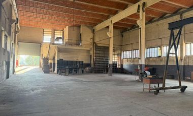 Depósito sobre Colectora Panamericana y Buen Ayre - Don Torcuato