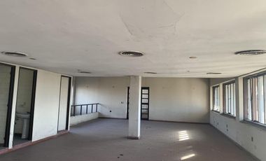 Depósito sobre Colectora Panamericana y Buen Ayre - Don Torcuato