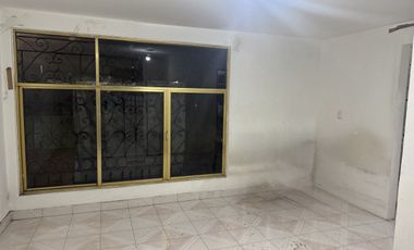 EXCELENTE Y UBICADISIMA CASA EN RENTA!!