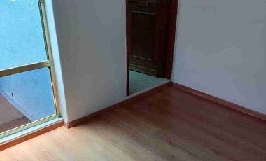 EXCELENTE Y UBICADISIMA CASA EN RENTA!!