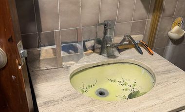 EXCELENTE Y UBICADISIMA CASA EN RENTA!!