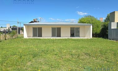 VENTA · CASA · 2 DORMITORIOS · ACEQUIAS DEL AIRE · ROLDAN