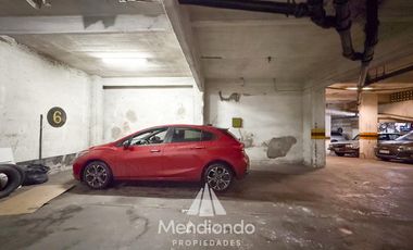 Cochera en Subsuelo en pleno Centro. Córdoba y Falucho.