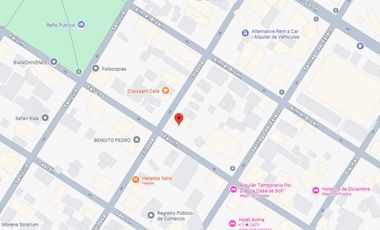 Cochera en Subsuelo en pleno Centro. Córdoba y Falucho.