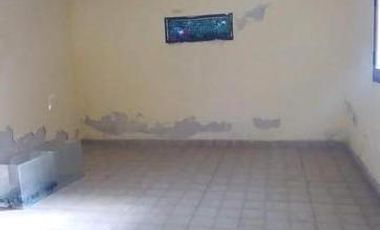 LOCAL, CASA Y DEPENDENCIAS. OPORTUNIDAD