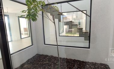 Casa en venta a la laguna barrio Santa Ana Villanueva