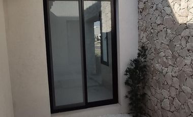 Casa en venta a la laguna barrio Santa Ana Villanueva