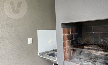 Casa en venta con renta - Barrio Santa Ines, Canning