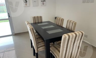 Casa en venta con renta - Barrio Santa Ines, Canning