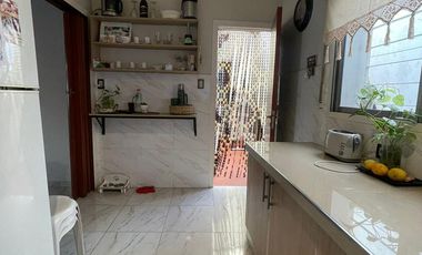 Casa en venta de 3 ambientes con departamento y terraza