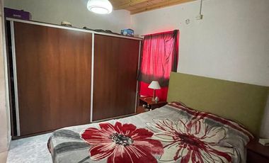 Casa en venta de 3 ambientes con departamento y terraza