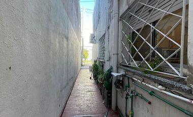 Casa en venta de 3 ambientes con departamento y terraza