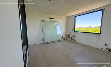 Casa 5 ambientes en obra en venta en Puerto Nizuc - Guillermo Hudson - Financiación