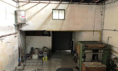 DEPOSITO / GALPON EN LANUS DE 533 M2 CON ZONIFICACION INDUSTRIAL