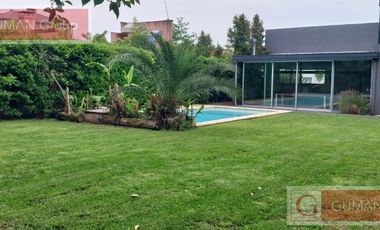 Moderna Casa en San Matias c/Pileta -OPORTUNIDAD